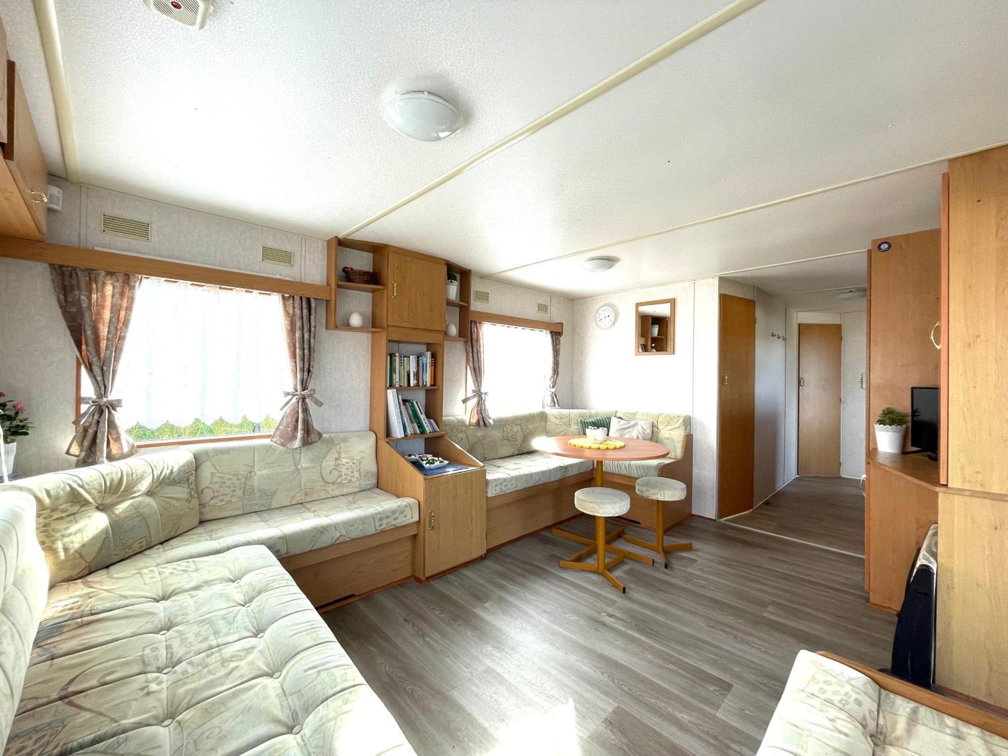 Mobilheim Josefina - Vyrovicka Prehrada Hotel Vyrovice Kültér fotó